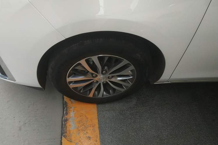 Used Buick GL8 2023 ES Lu Zun Comfort Model
