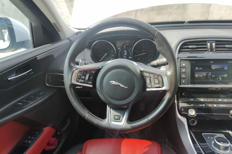 Used Jaguar XE 2018 2.0T 200 PS Two-Wheel-Drive R-Sport Sport Edition