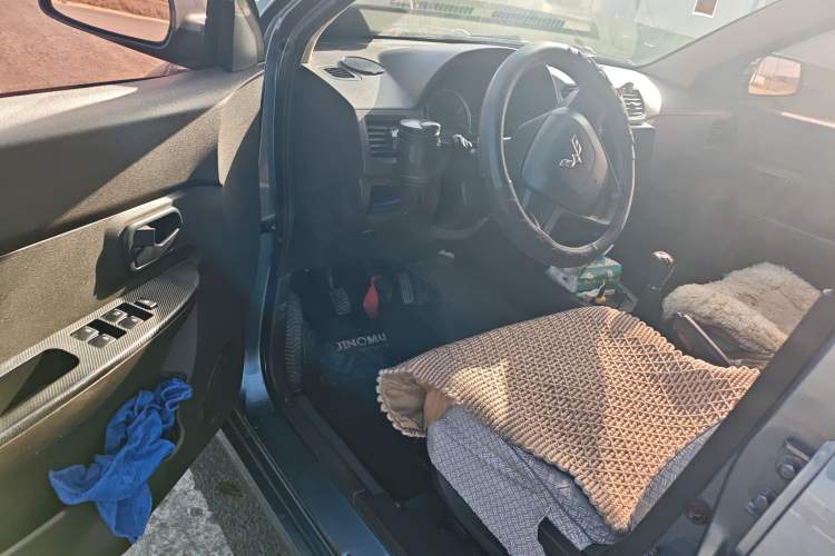 Used Wuling Hongguang 2014 1.5L Standard Version