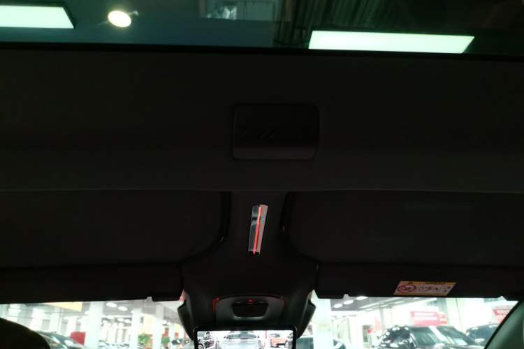 Used Avatr 12 2026 Ultra Pure-Electric All-Wheel-Drive Version Headliner