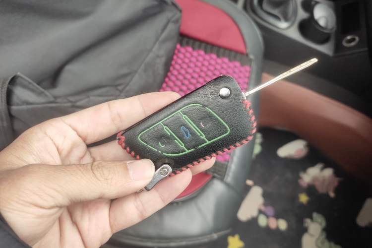 Used Dongfeng Fengon 330 2014 1.5L Manual Utility Version DK15