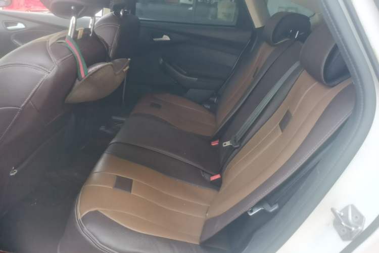 Used Ford Focus 2018 Hatchback Classic 1.6L Manual Comfort Plus SmartDrive Edition