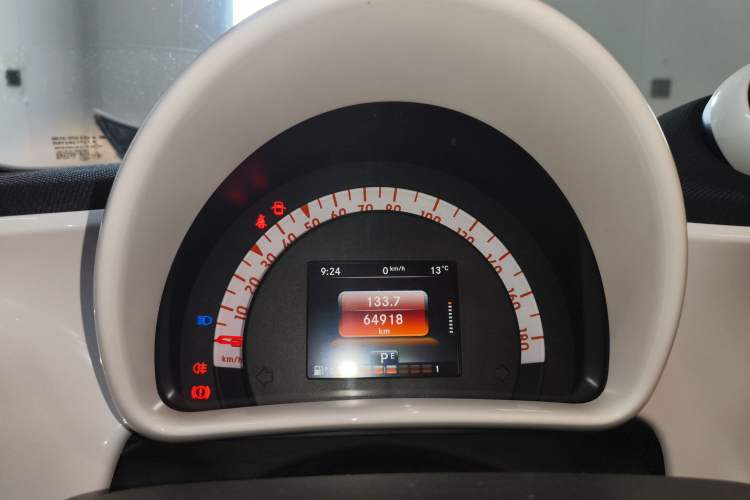 Used smart forfour 2016 1.0L 52 kW Passion Edition
