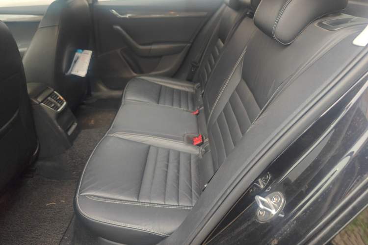 Used Skoda Octavia 2017 1.6L Automatic Smart Drive Edition