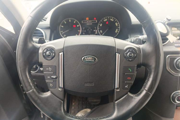 Used Land Rover Discovery 2015 3.0 SC V6 HSE
