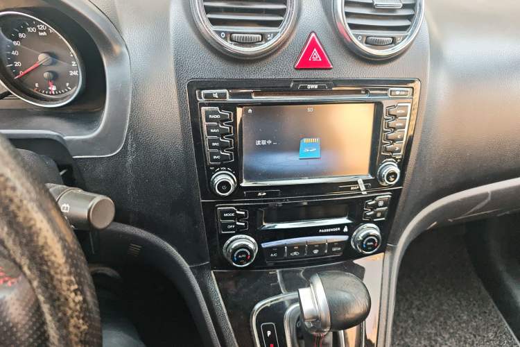 Used Haval H6 2016 Upgraded Model 1.5T Automatic Two-Wheel Drive Elite Version
