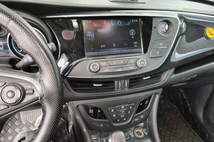 Used Buick Envision 2014 28T Four-Wheel Drive Elite Model Audio And AC Panel