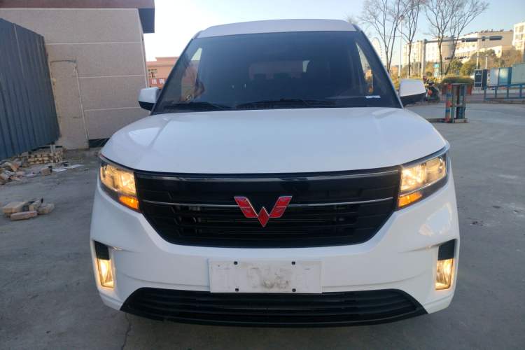 Used Wuling Zhengcheng 2021 1.5T Manual Luxury Version Front