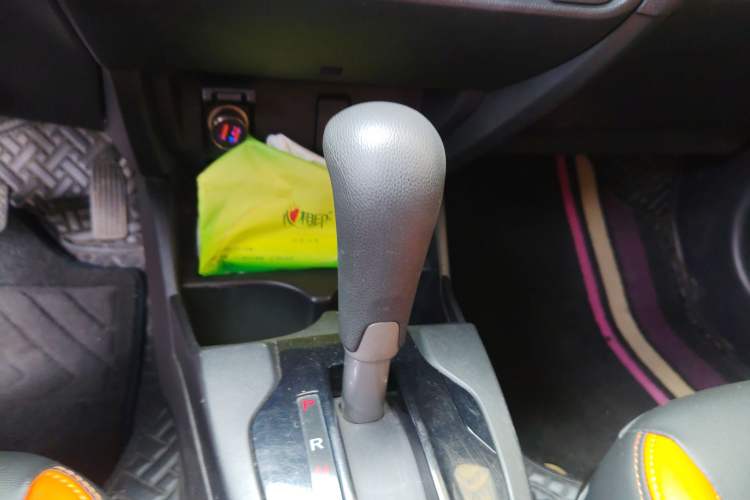 Used Honda Fit 2014 1.5L SE CVT Fashion Model