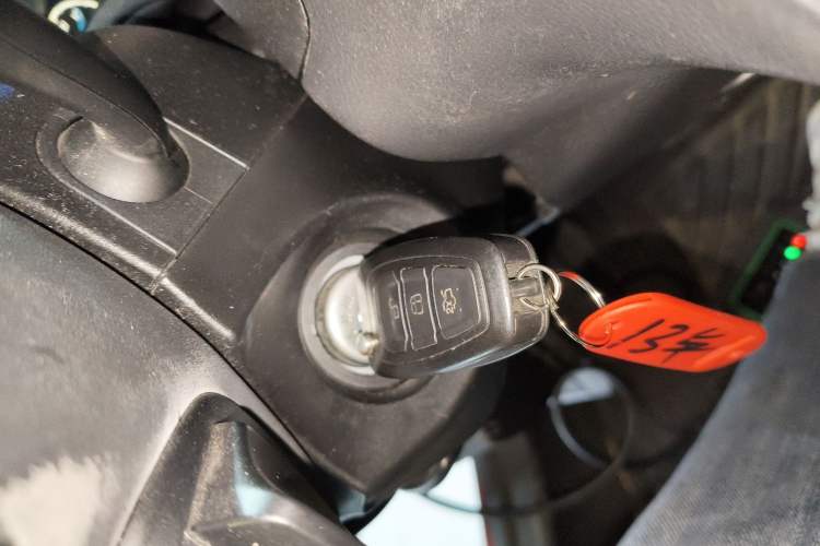 Used Ford Focus 2012 Hatchback 1.6L Automatic Fashion Edition Vehicle Key