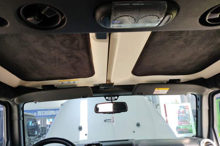 Used Jeep Wrangler 2017 3.0L Sahara Four-Door Comfort Edition
