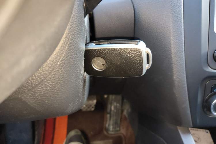 Used Volkswagen Sagitar 2014 1.4TSI Automatic Luxury Model Vehicle Key