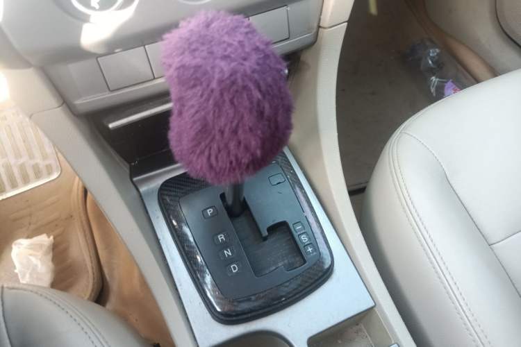 Used Ford Focus 2011 Hatchback 1.8L Automatic Fashion Edition Gear Lever