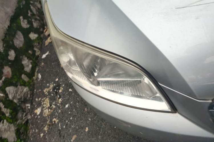 Used Chevrolet Lova 2010 1.4 MT Fengdu Version Right Front Headlight