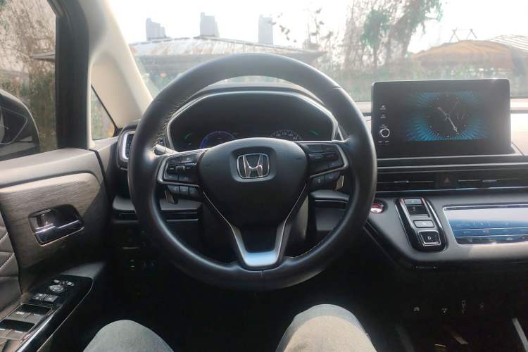 Used Honda Elysion 2022 2.0L eHEV Luxury Edition
