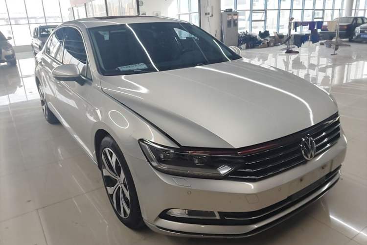 Used Volkswagen Magotan 2018 330TSI DSG Luxury Model