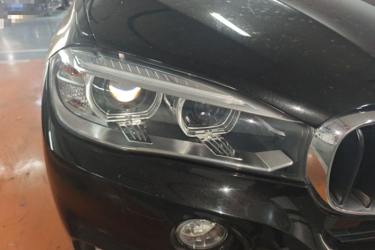 Used BMW X5 2015 xDrive28i
