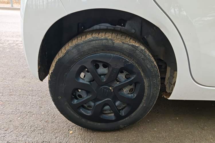 Used JMEV Xiao Qilin 2023 Joyful Edition 201km Comfort Model Exterior 5