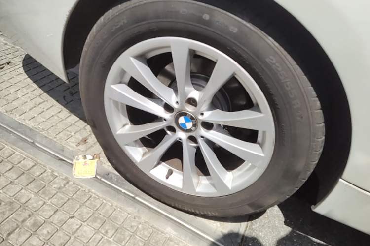 Used BMW 3 Series GT 2016 320i Fashion Model Right Rear Wheel Hub