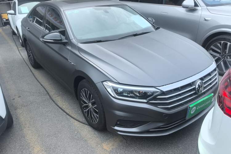 Used Volkswagen Sagitar 2019 280TSI DSG Comfort Version China VI Standard Front Right 45 Deg
