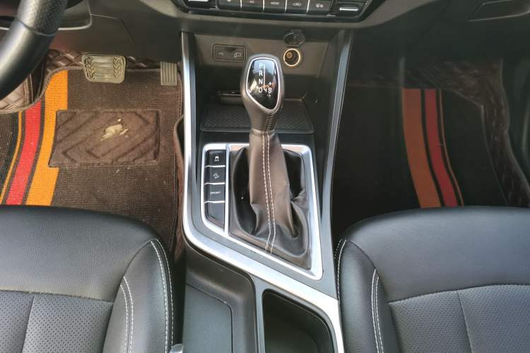 Used Geely Auto Vision X3 2019 Upgraded Model 1.5L CVT Elite Version
