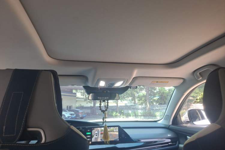 Used CHANGAN UNI-K iDD 2022 Blue Whale iDD 130km 1.5T Prestige Model Headliner