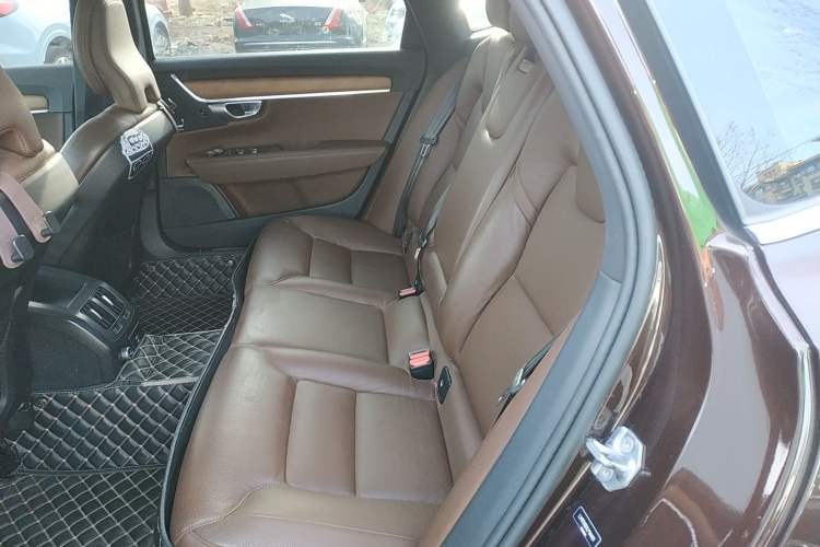 Used Volvo S90 2020 T5 Zhiyi Luxury Edition