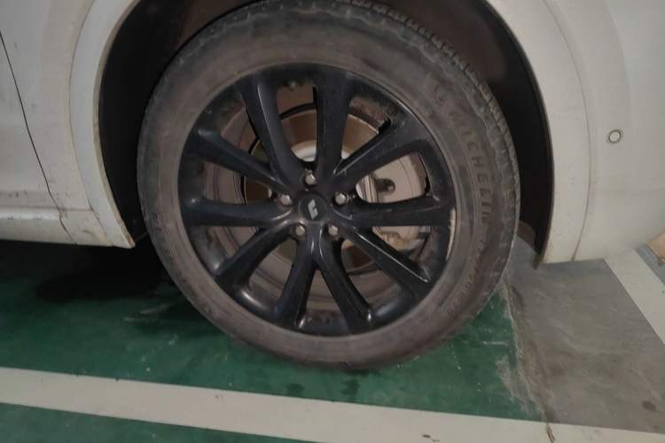 Used Li Auto ONE 2021 Extended-Range 6-Seater Version Exterior 7