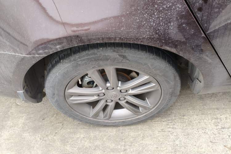 Used Geely Auto Emgrand 2017 Sedan Million Edition 1.5L CVT Upward Connectivity Version