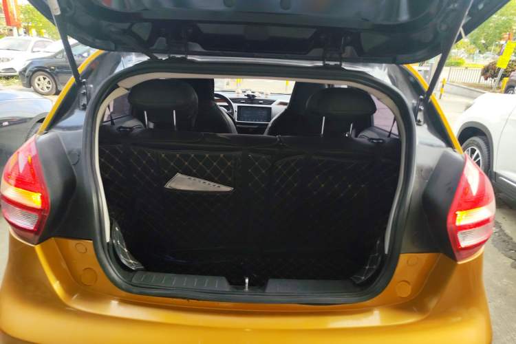 Used Geely Auto Vision X1 2017 1.3L Automatic Player Edition
