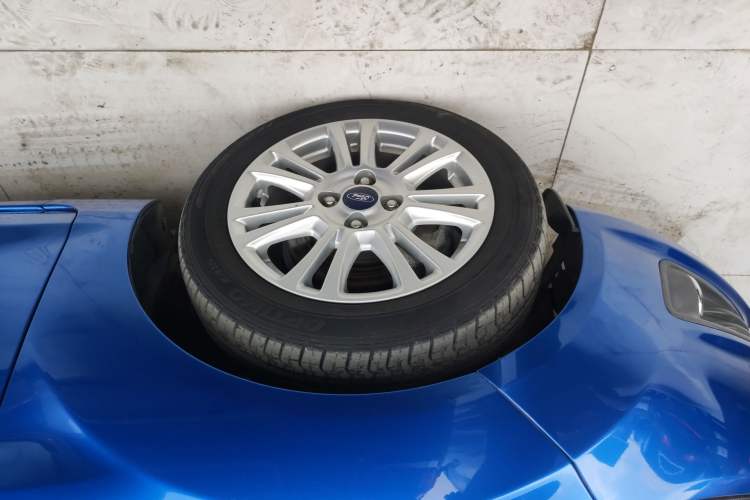 Used Ford Fiesta 2013 Hatchback 1.5L Automatic Fashion Edition
