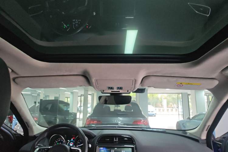 Used Jaguar F-PACE 2019 2.0T Four-Wheel Drive Urban Luxury Edition