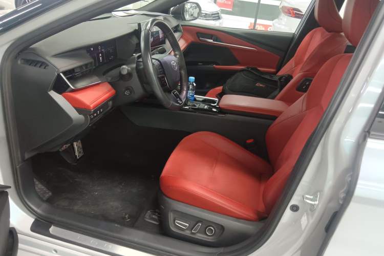 Used Toyota Camry 2024 Dual-Motor 2.0 HXS Sport Plus Edition Left Front Seat