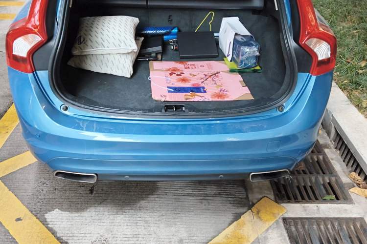 Used Volvo V60 2014 Facelift T5 Zhiyi Edition