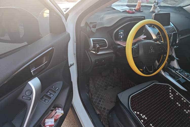 Used Mitsubishi Eclipse Cross 2018 1.5T CVT Two-Wheel Drive Belief Edition
