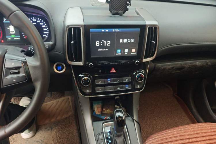 Used Hyundai ix35 2019 2.0L Automatic 2WD Zhiyong·Changxiang Edition China V Standard Audio And AC Panel