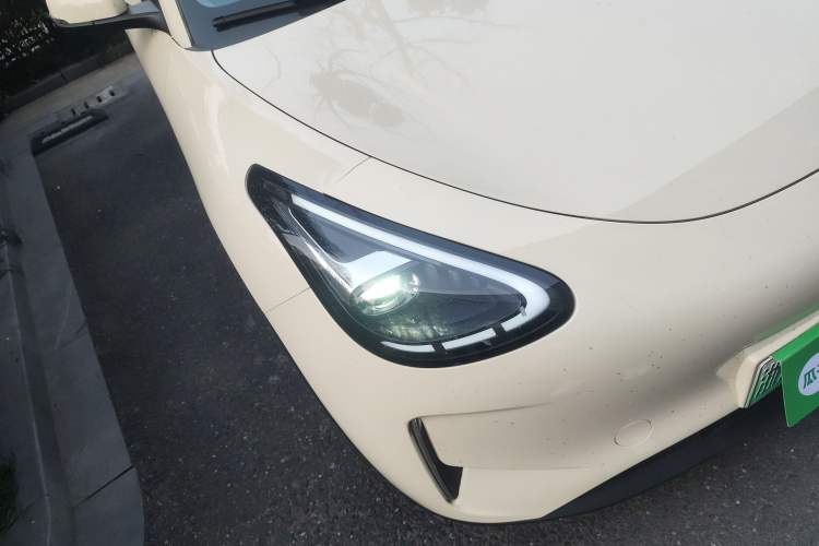 Used Geely Galaxy Geome 2025 310km Dream Edition Right Front Headlight