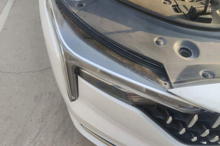 Used Bestune B70 2021 1.5T Automatic Enjoyment Model Right Front Headlight