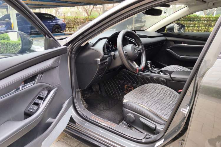 Used Mazda 3 Axela 2021 2.0L Automatic Zhiya Edition