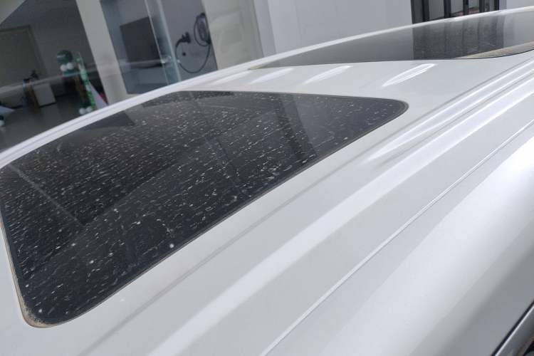Used Buick GL8 2026 Model Lu Zun Luxury Edition Roof