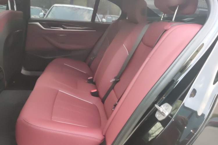 Used BMW 5 Series 2022 Second Facelift 525Li M Sport Package Left Rear Seat