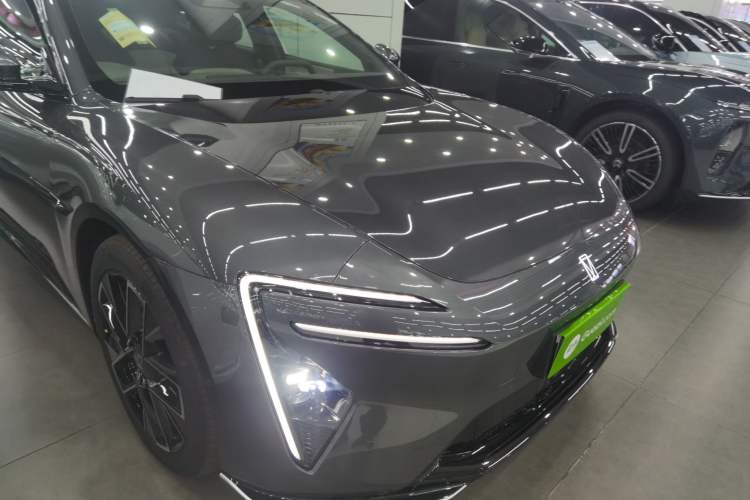 Used Avatr 06 2025 Max All-Electric Version