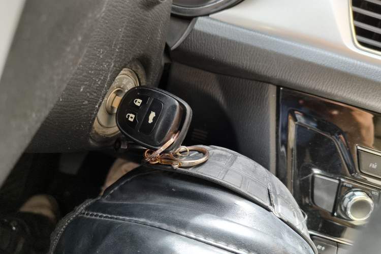 Used CHANGAN Alsvin V7 2015 1.6L Manual Enjoyment Model China IV Standard Vehicle Key