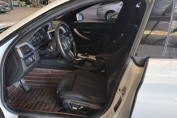 Used BMW 4 Series 2017 425i Gran Coupe Leading Model with M Sport Package