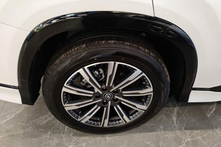 Used CHANGAN CS75 PLUS 2023 3rd Generation 1.5T Automatic Prestige Model