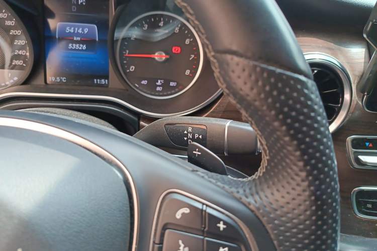 Used Mercedes-Benz V-Class 2022 V 260 Avantgarde Edition