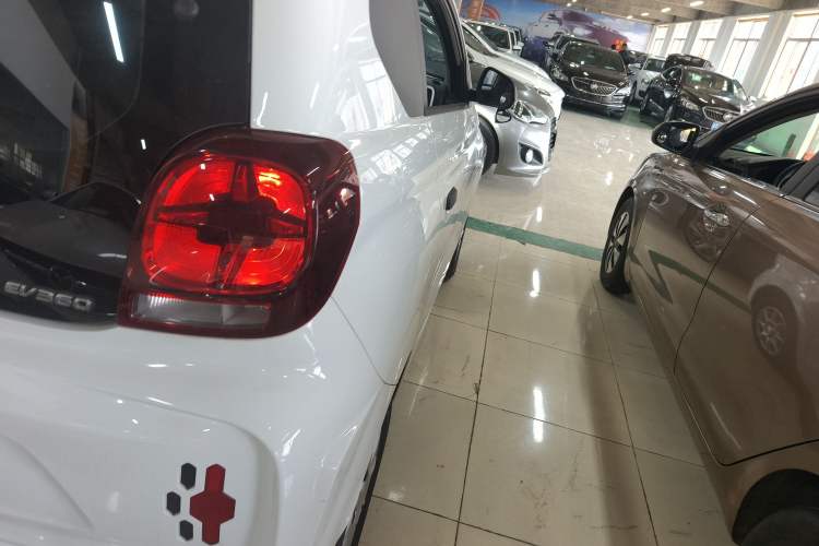 Used Roewe Clever 2022 311km QiQi BoBo Edition Right Rear Taillight