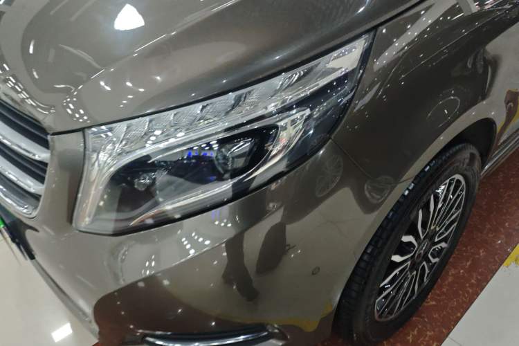 Used Mercedes-Benz V-Class 2017 V 260 Prestige Edition