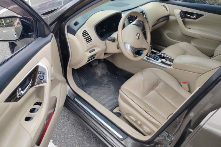 Used Nissan Teana 2014 Duke 2.5L XV Glory Edition
