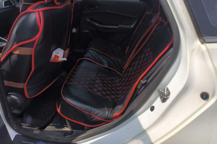 Used Ford Escort 2015 1.5L Automatic Fashion Model
